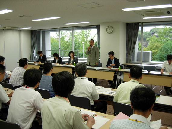 「民族教育推進を求める要望書」を大阪府教育委員会へ提出